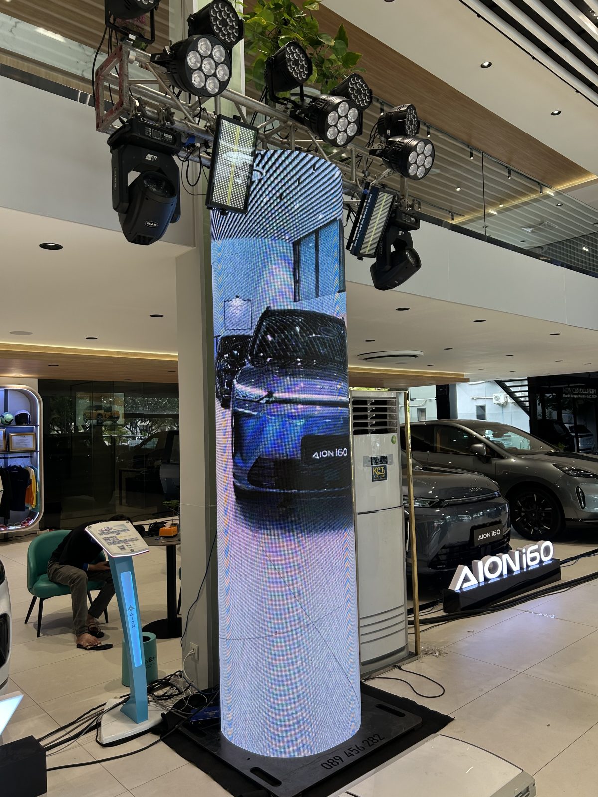 INDOOR LED